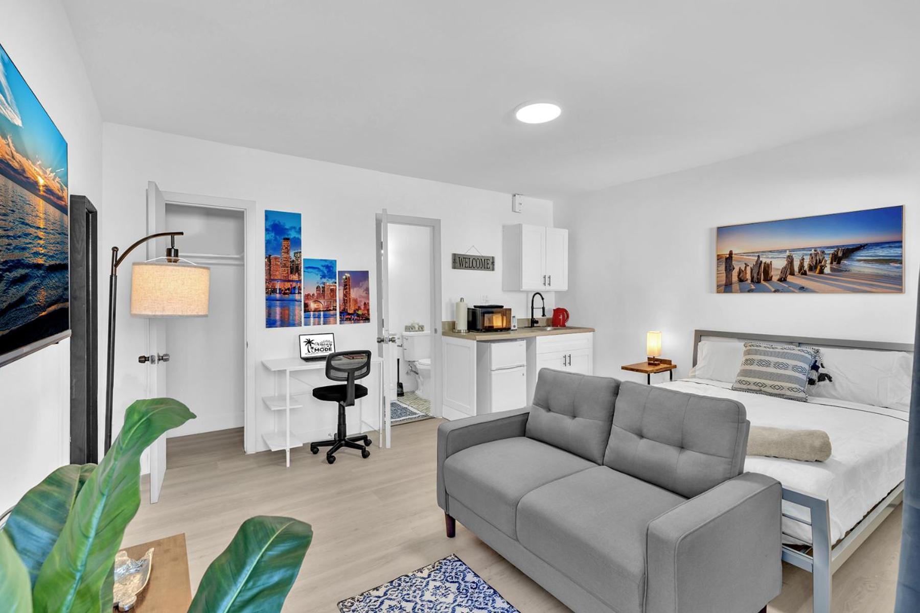 Young Circle & Hollywood Blvd Posh Studio Suite Екстериор снимка